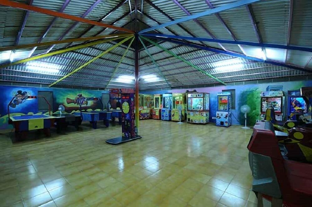 Chouki Dhani Resort 40/50