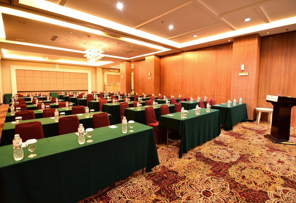 Angkasa Garden Hotel 27/31