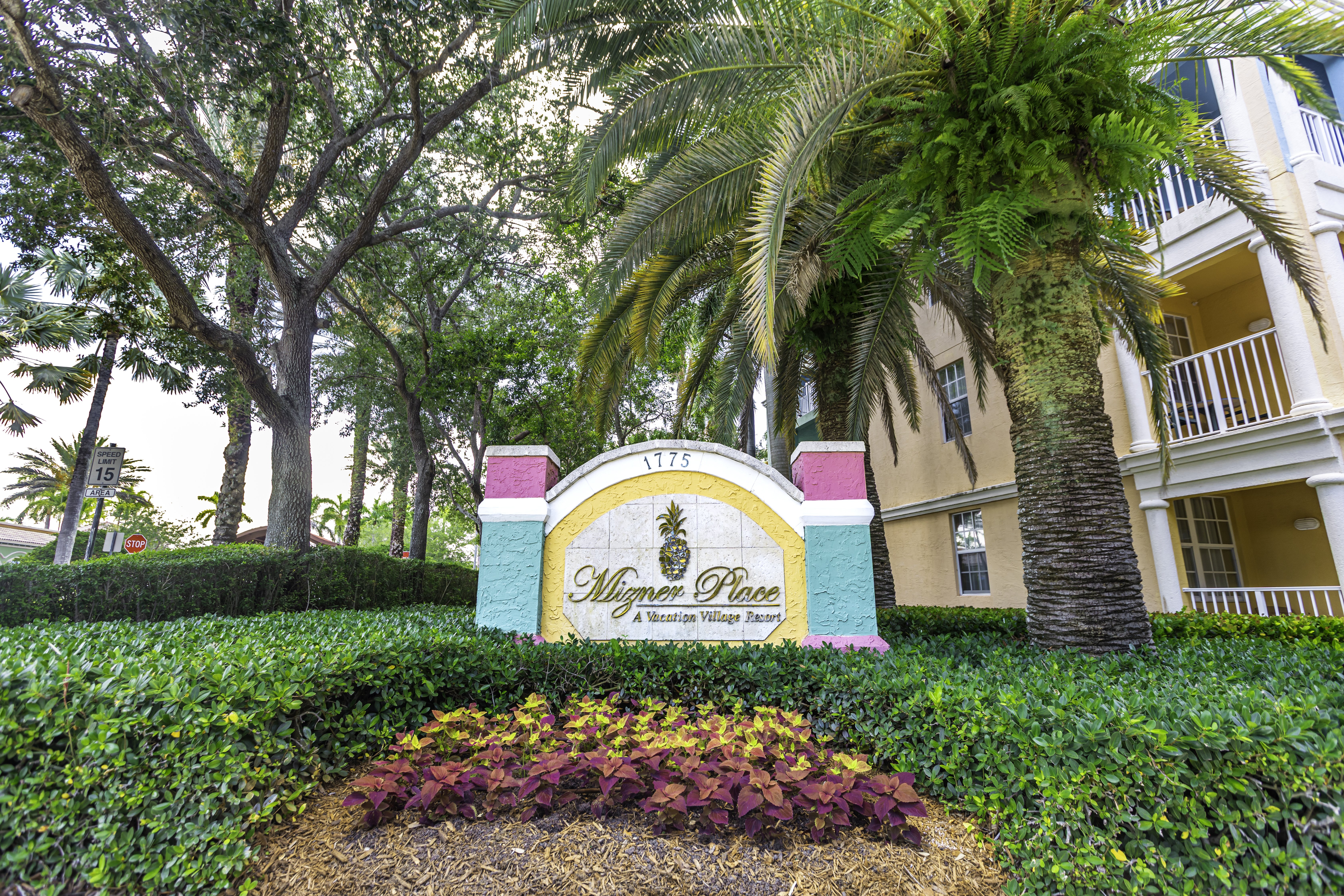 Mizner Place At Weston Town Center 56/69