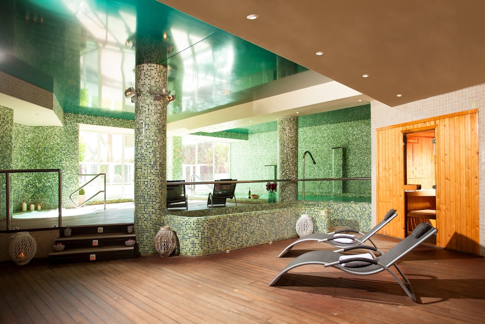 Ona Marinas de Nerja Spa Resort 37/72