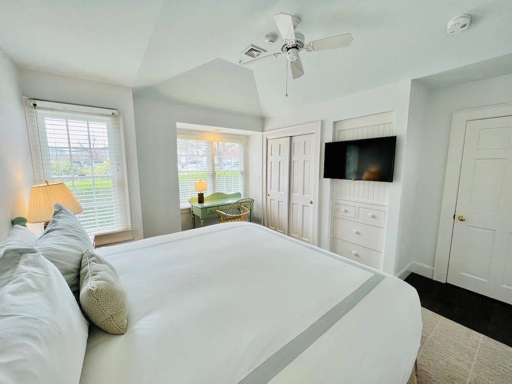 Cottage, Suite, King Bed, Ocean View