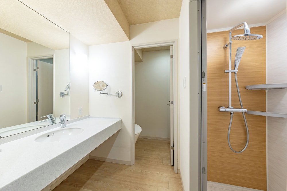 SPA RESORT HAWAIIANS MONOLITH TOWER 44/46