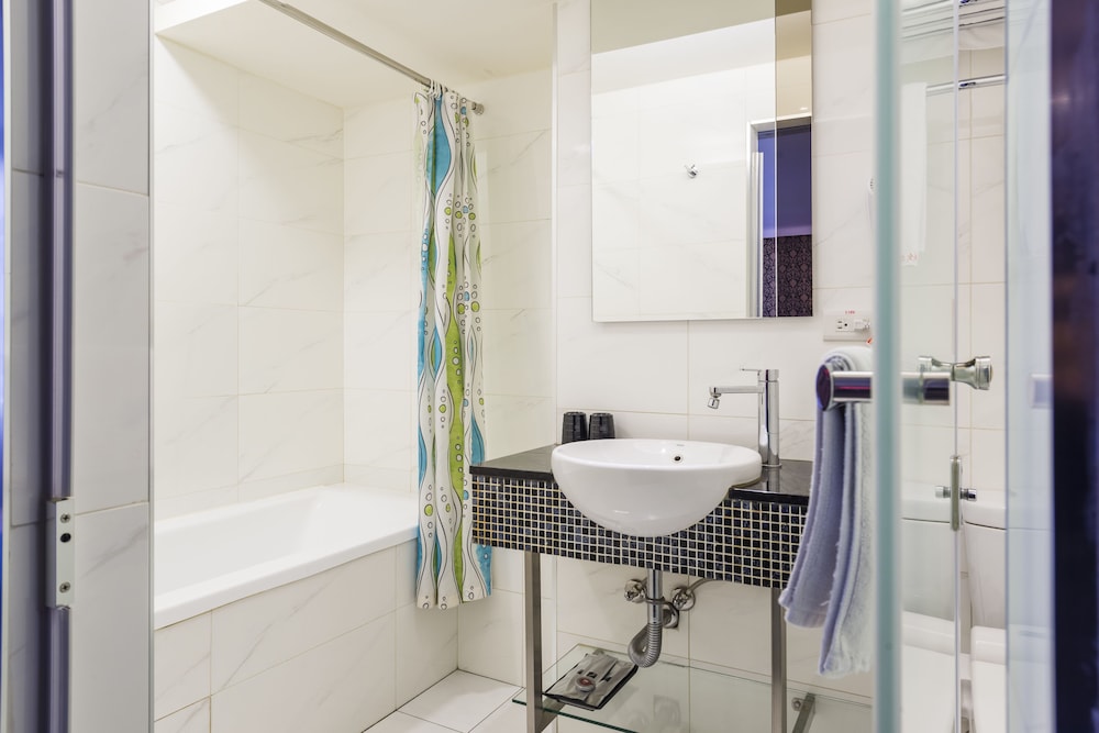 Shin Shin Hotels Songshan 25/55