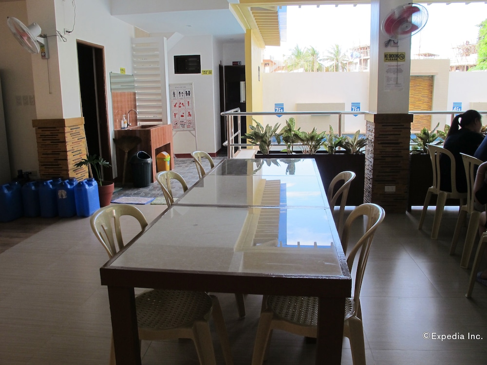 Sea Jewel Beach Resort 54/58