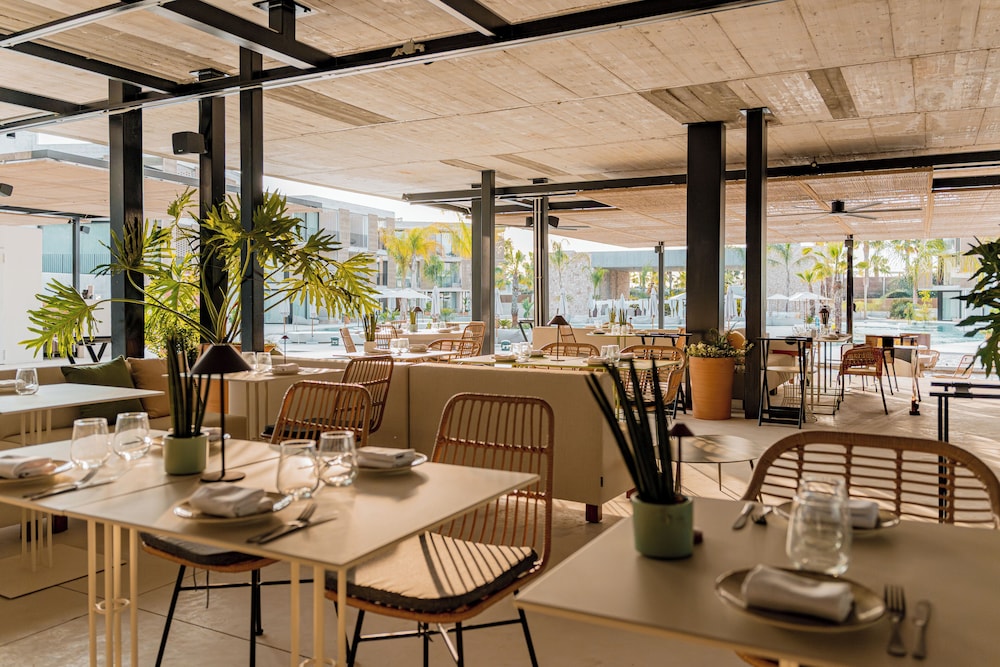 Bonito Ibiza by NCALMA Hotels 81/93