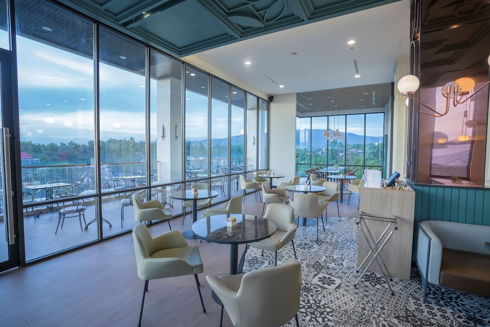 Luwansa Hotel and Convention Center 33/50
