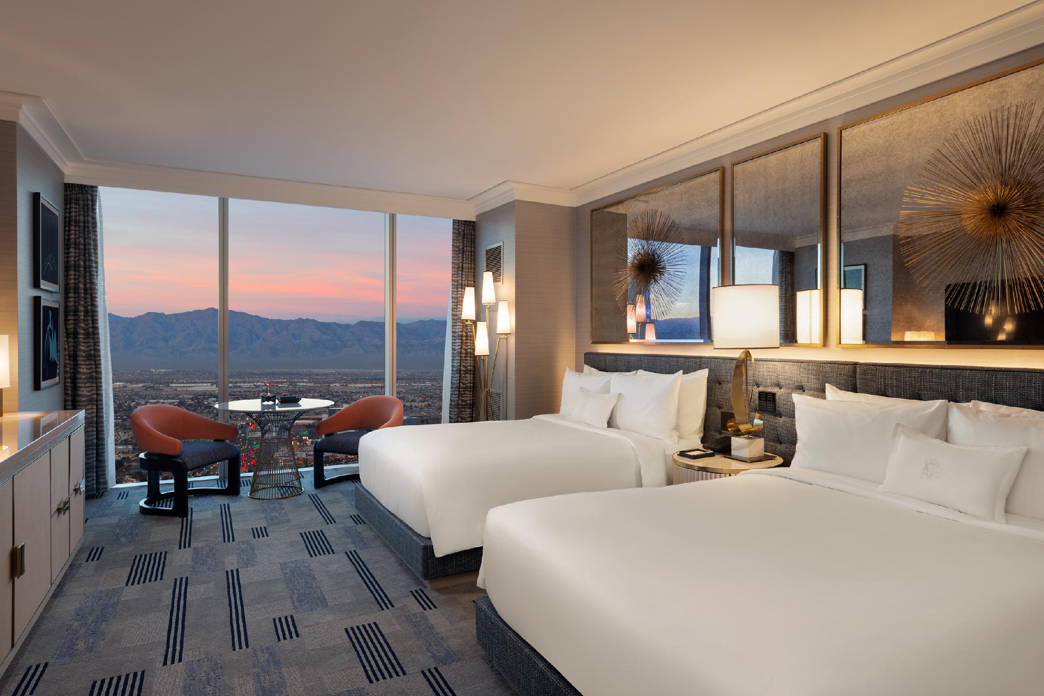 Queen Bed, Mountain Great View