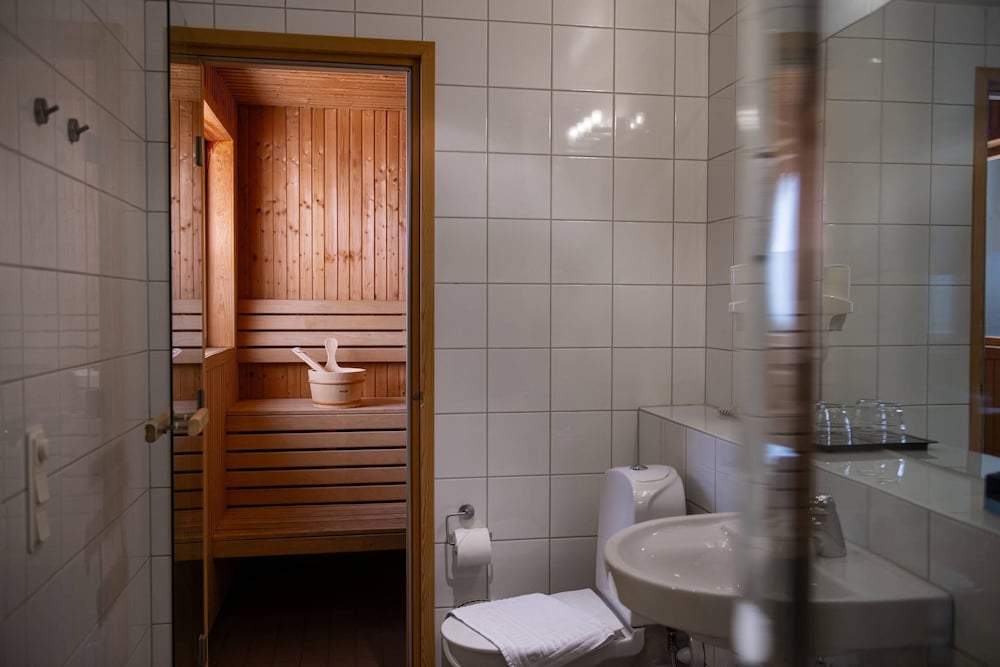Home Hotel Mektagonen 42/44