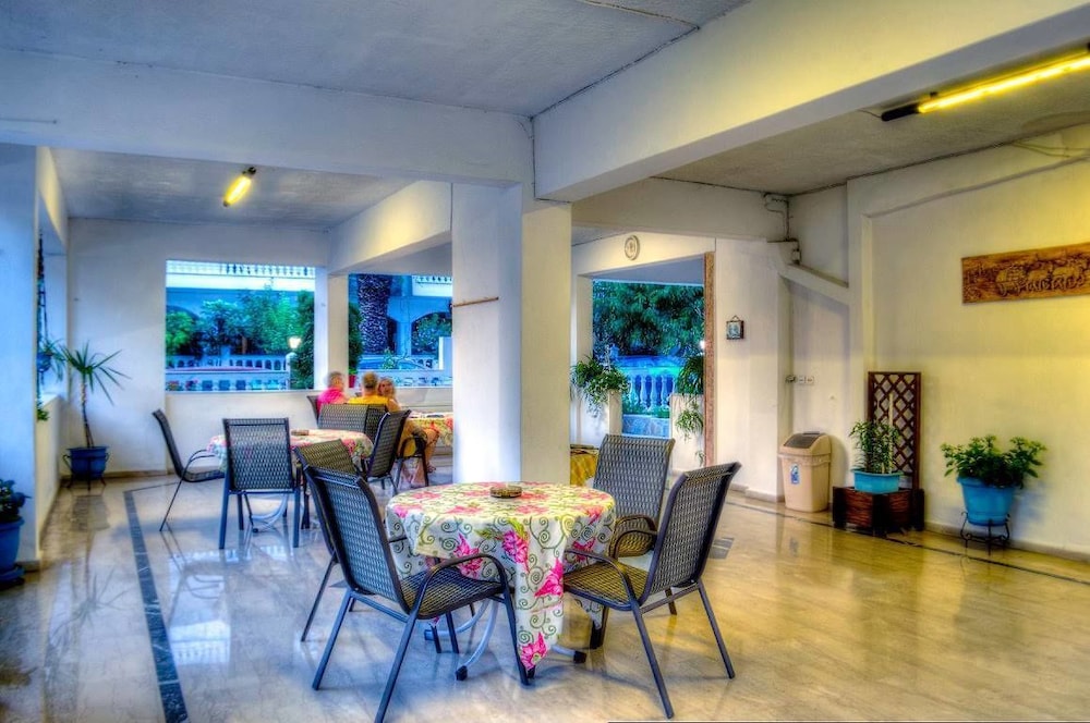 Niki Apartments 29/43