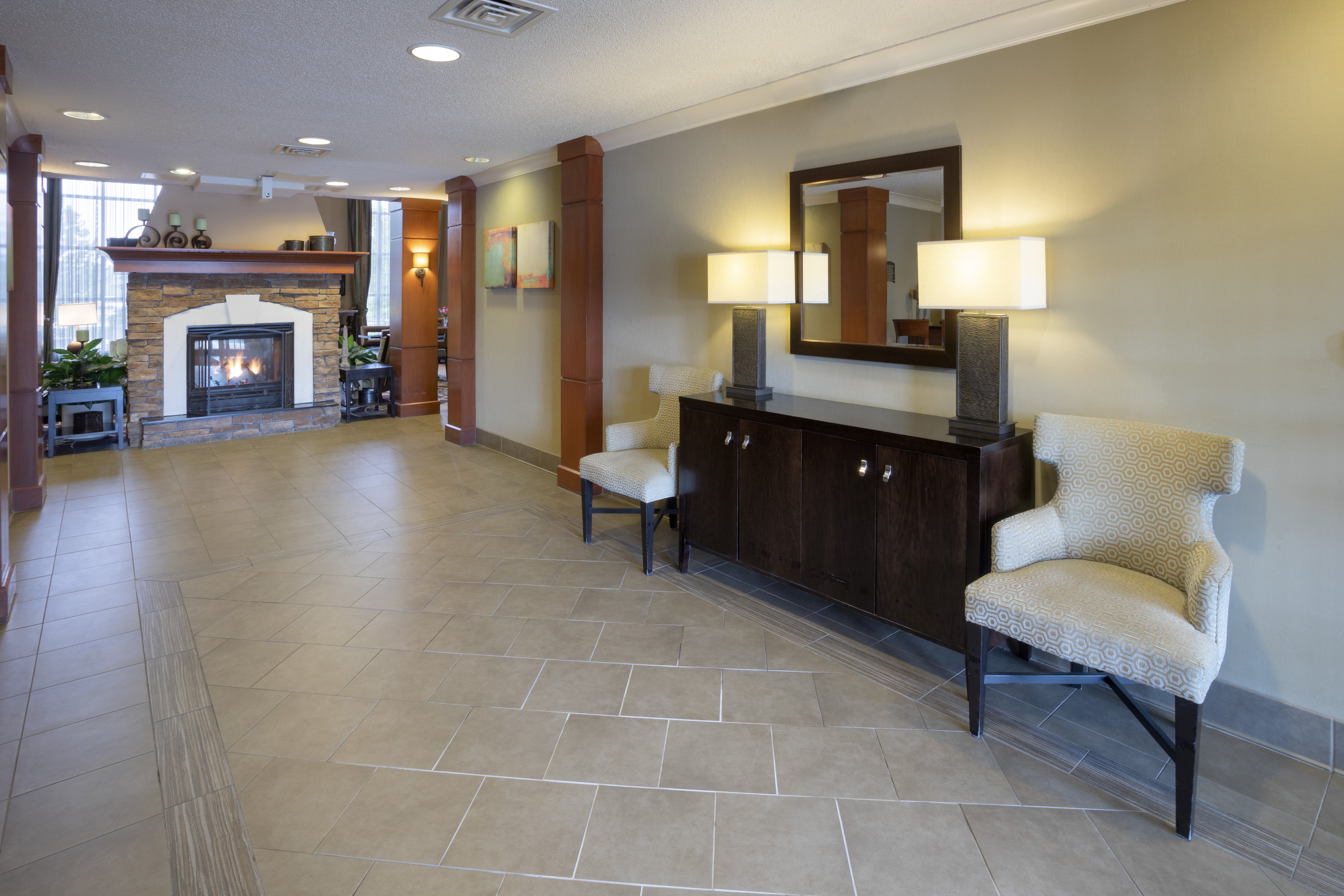 Staybridge Suites Minneapolis-Bloomington 18/79