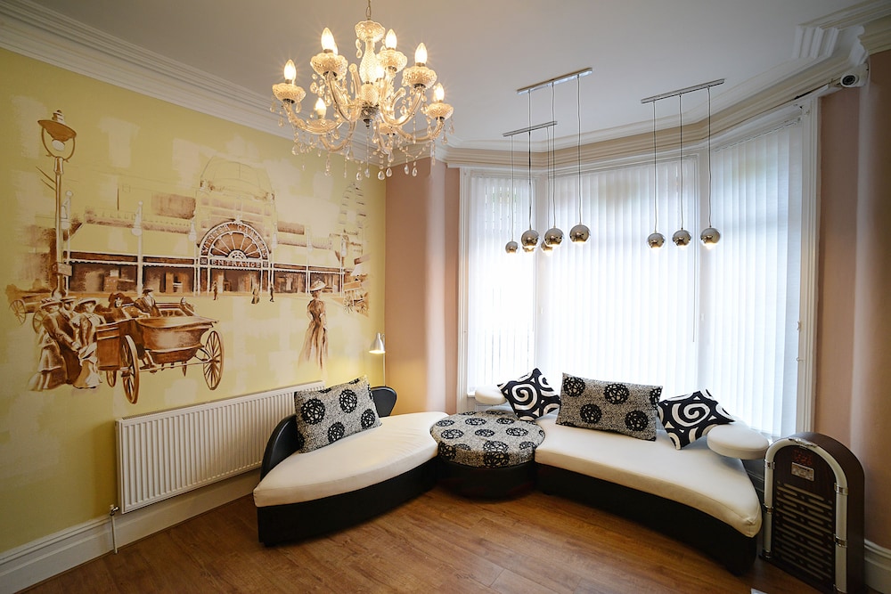 The Winter Garden Suites Hotel 26/39