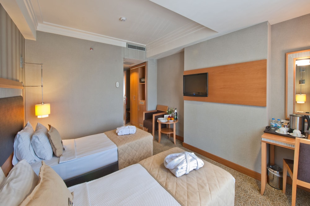 Grand S Hotel 41/56