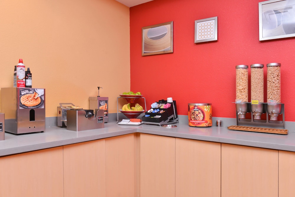 TOWNEPLACE SUITES HUNTSVILLE WEST/REDSTONE GATEWAY 7/34