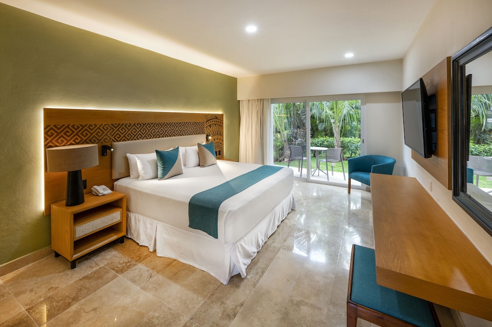 Viva Azteca by Wyndham A Trademark All Inclusive Resort 33/84