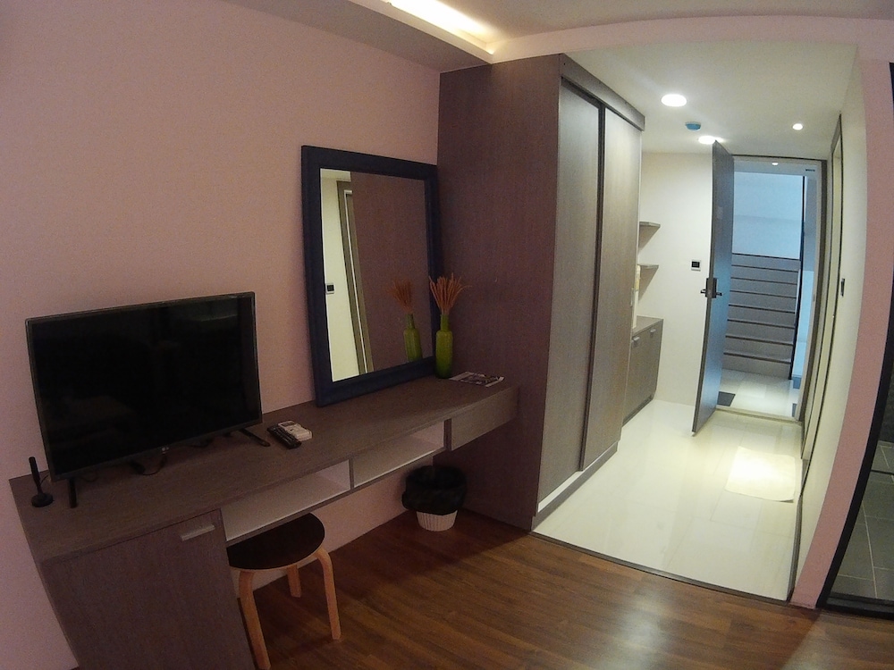 Fullrich Residence 27/32