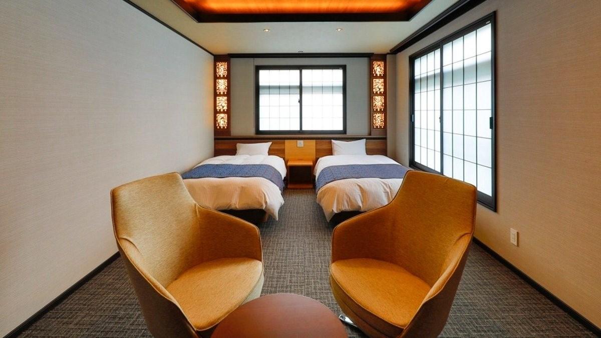 Standard, Twin Beds, Main Building