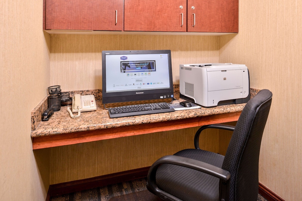 Hampton Inn York 46/48