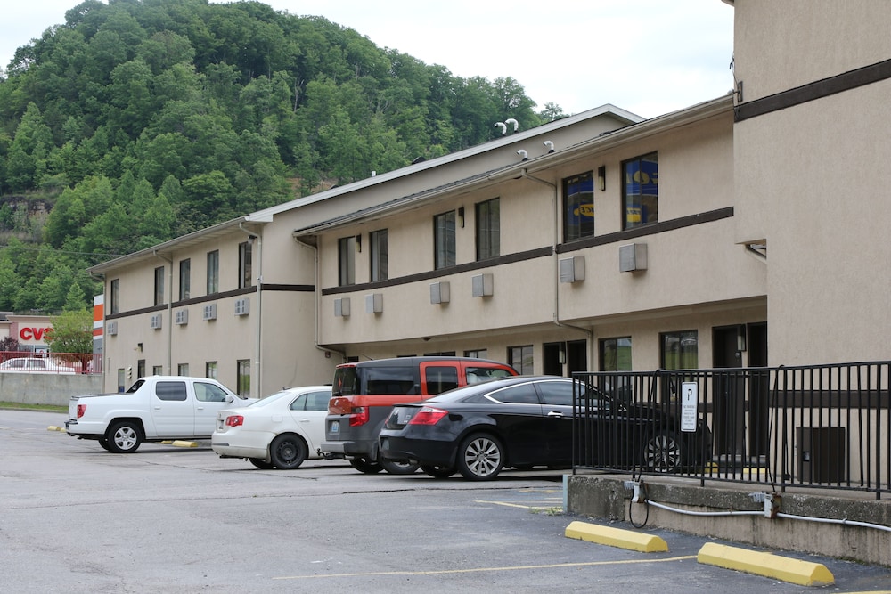 American Elite Inn 60/66