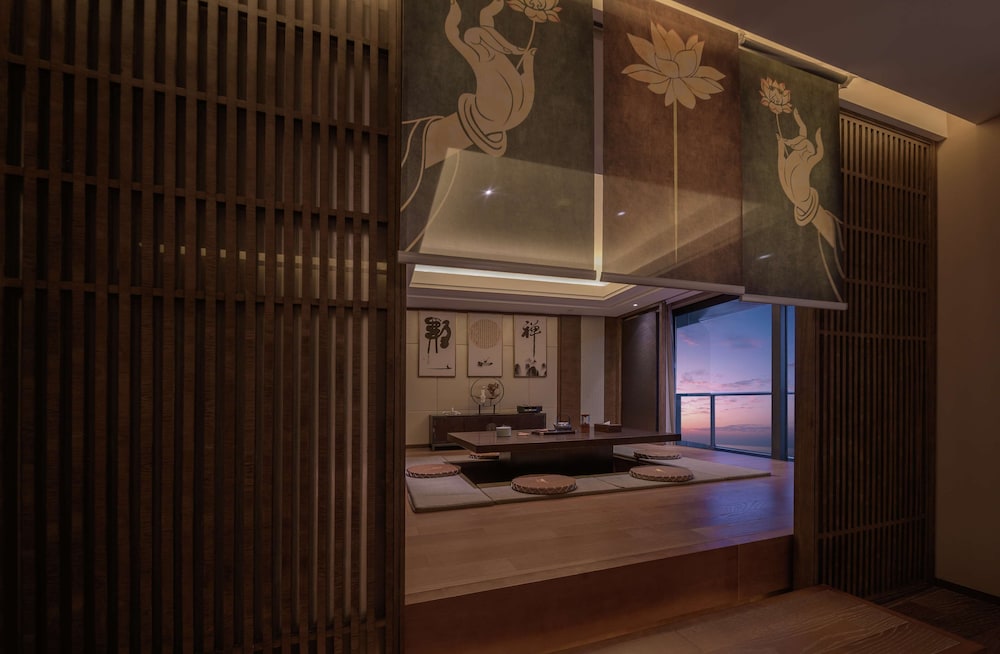 Hilton Zhoushan 10/70