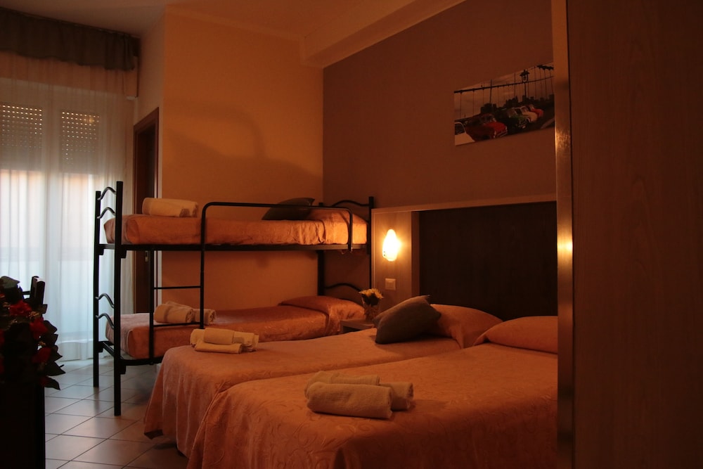Hotel Senyor 17/50