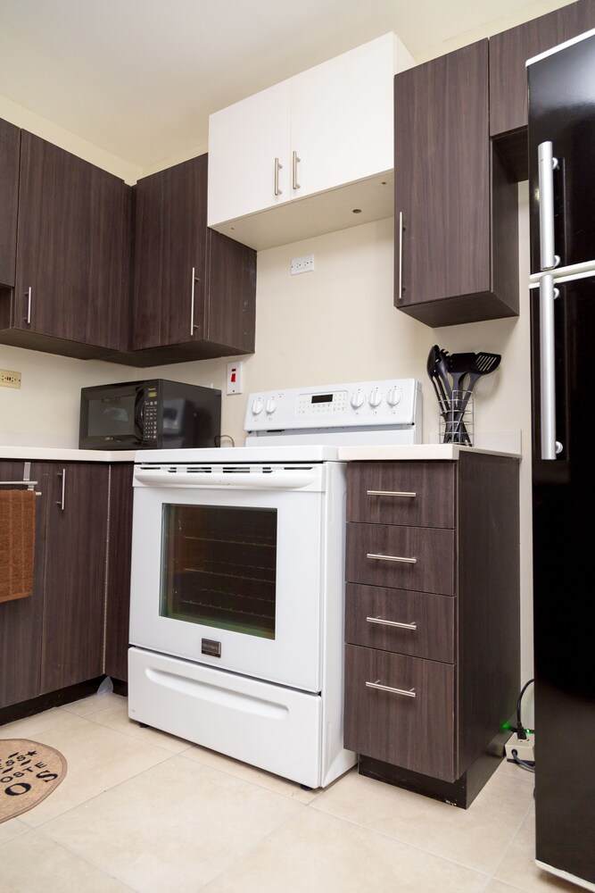 Executive Suites At The Bromptons 29/32