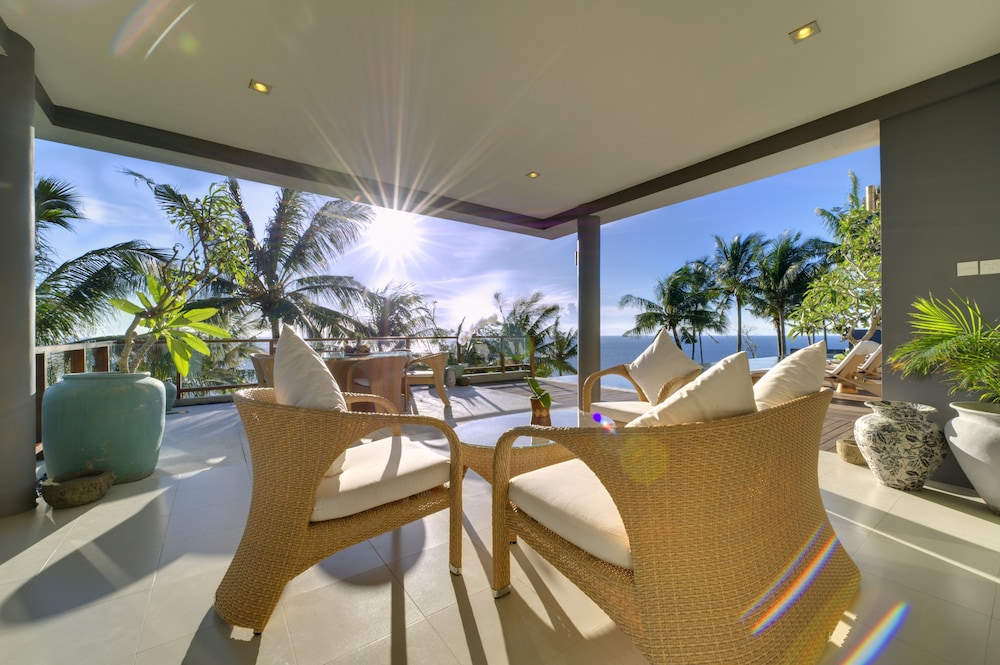 Malimbu Cliff Villa 48/56