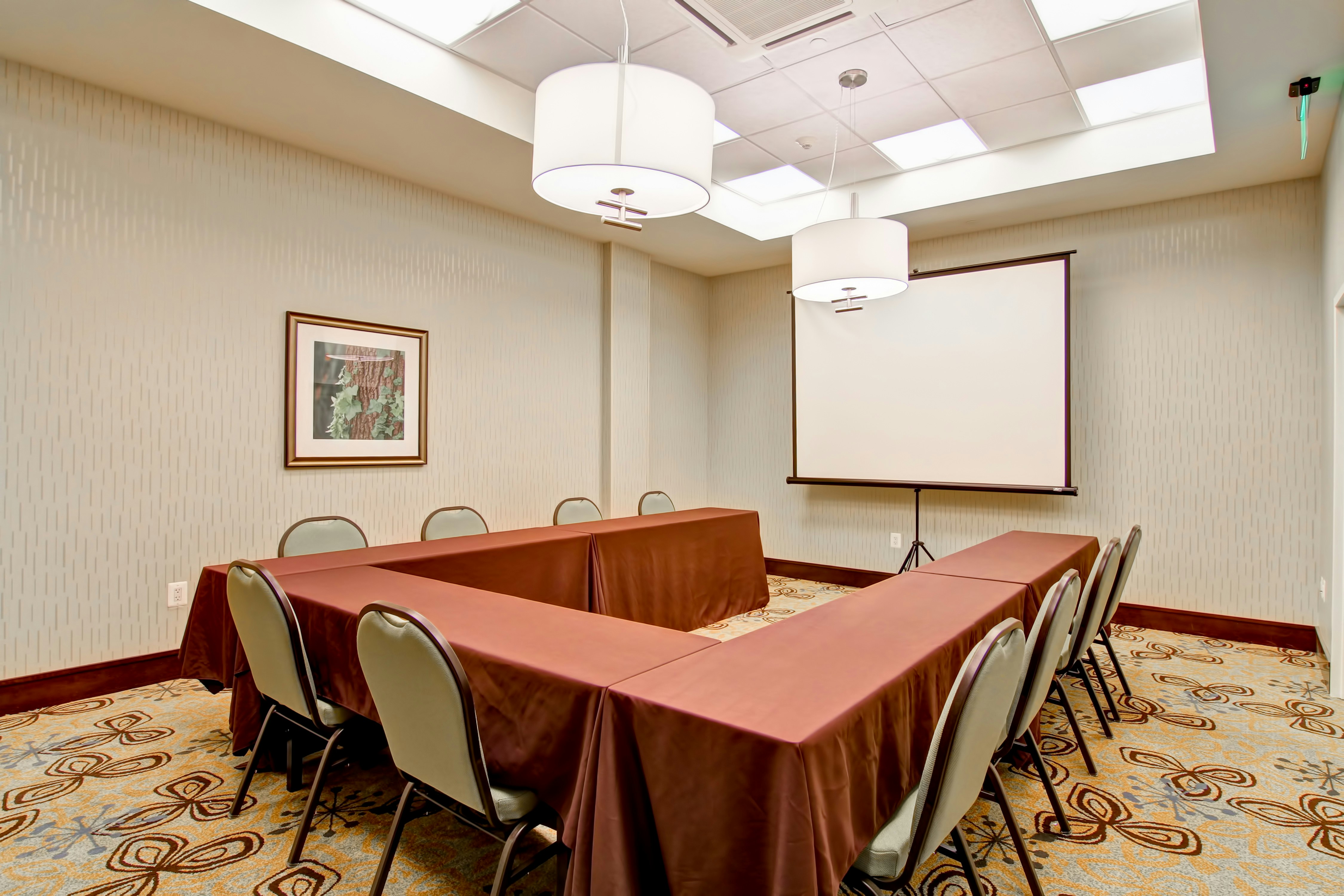 HILTON GARDEN INN WOODBRIDGE 15/20