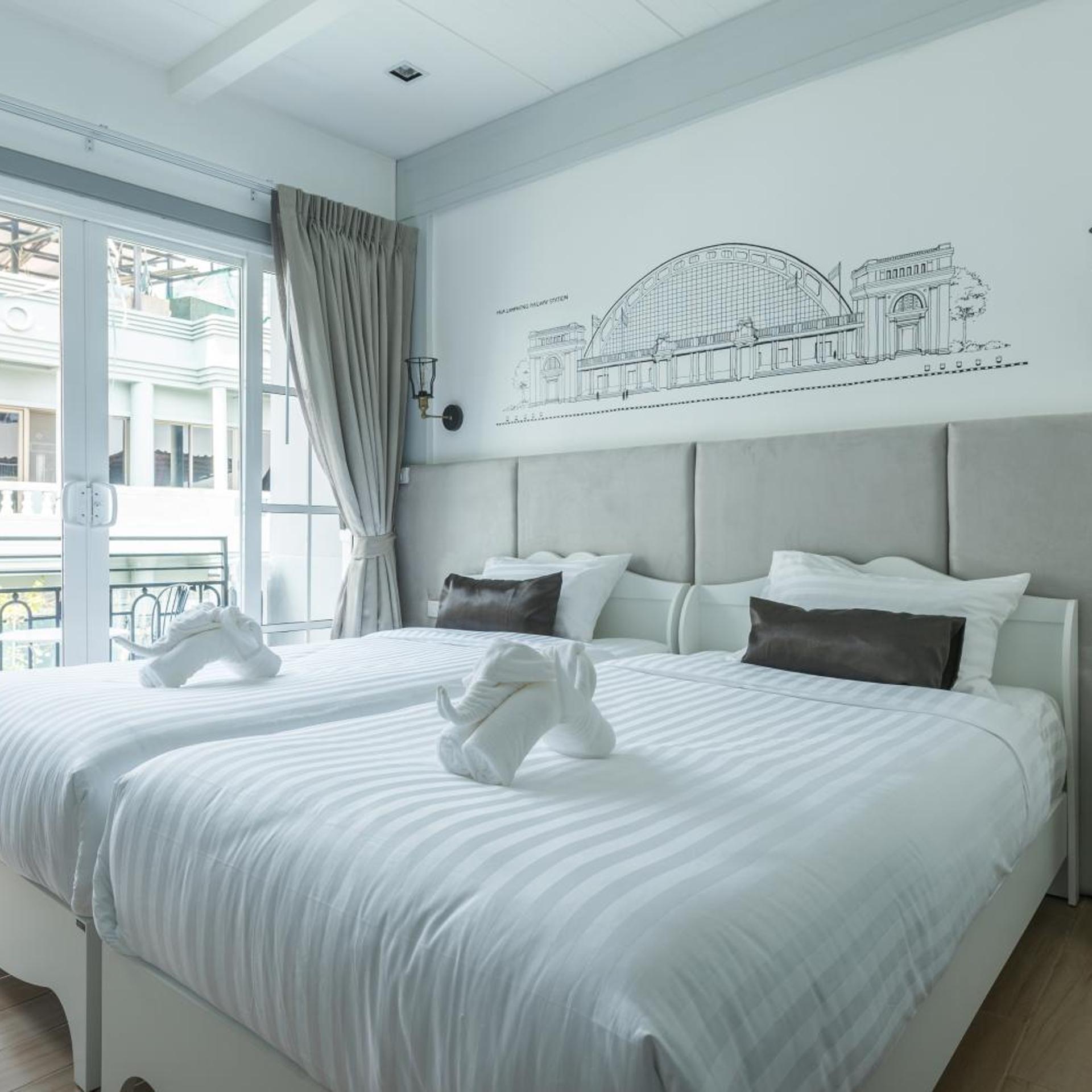 Deluxe, Twin Beds, Balcony