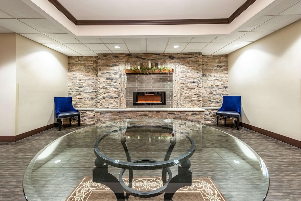 Quality Inn Bradley- Bourbonnais 31/33