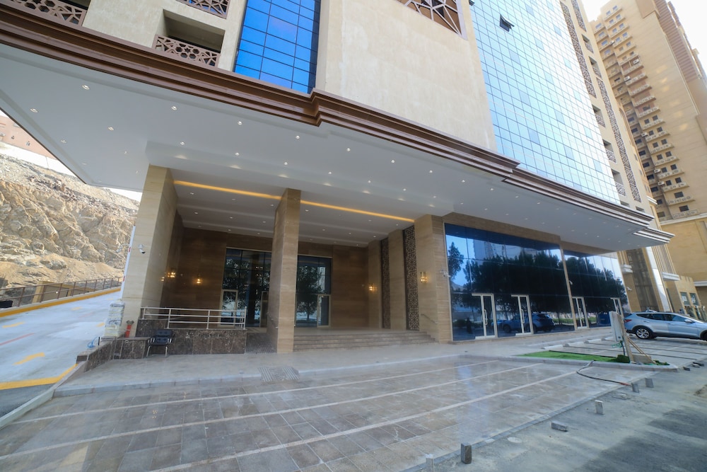 فندق وأجنحة تايم ربا(TIME Ruba Hotel & Suites) 9/80