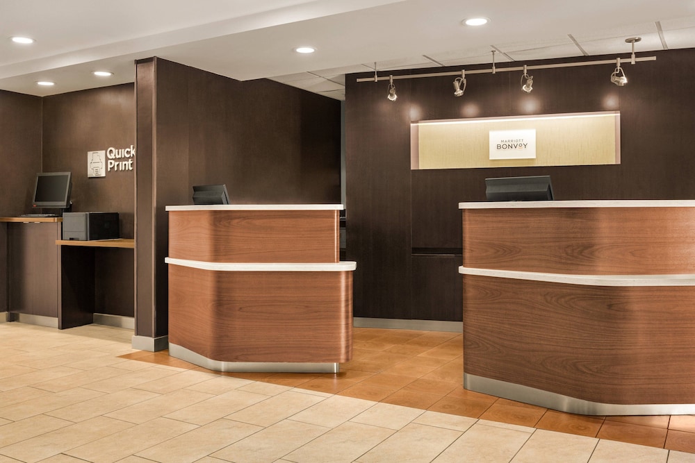 Lobby at Courtyard Palmdale, PALMDALE - CA