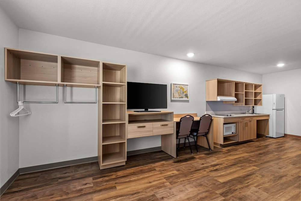 WoodSpring Suites St Peters-OFallon 17/38
