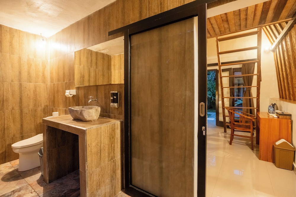 Bintang Bungalow 61/61
