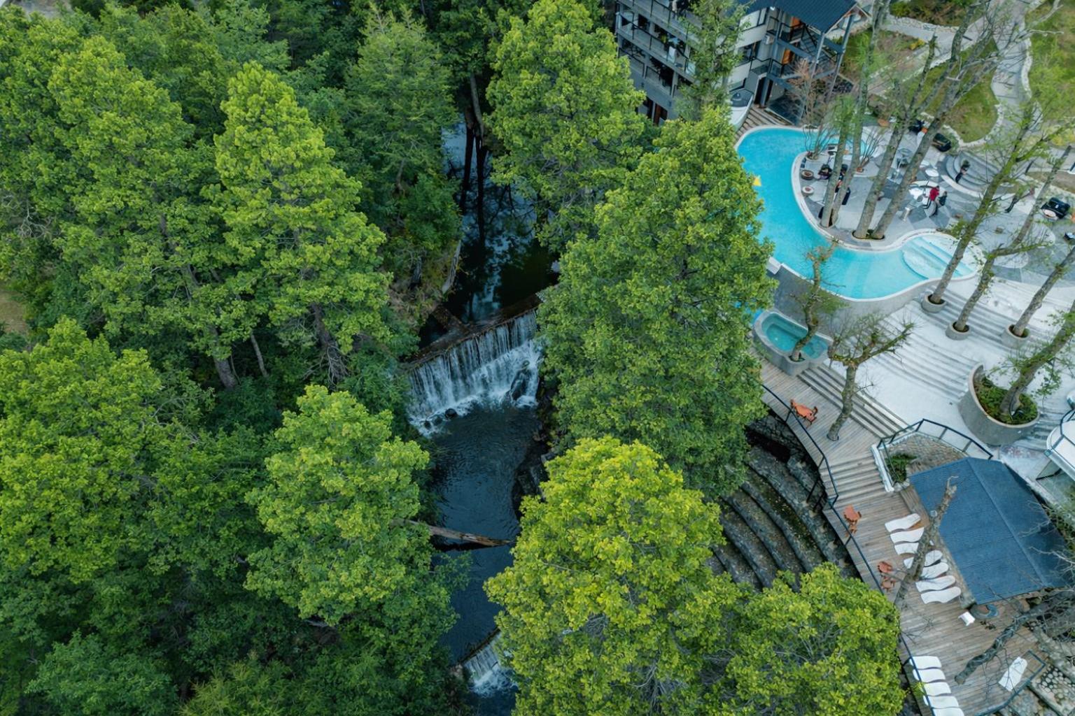 Rotui Luxury Village 46/50