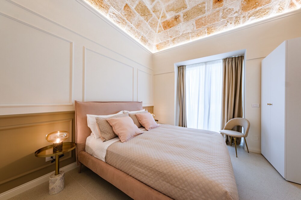 Palazzo Clemente 7/50