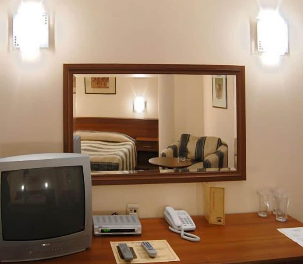 Hotel Luxor 32/50