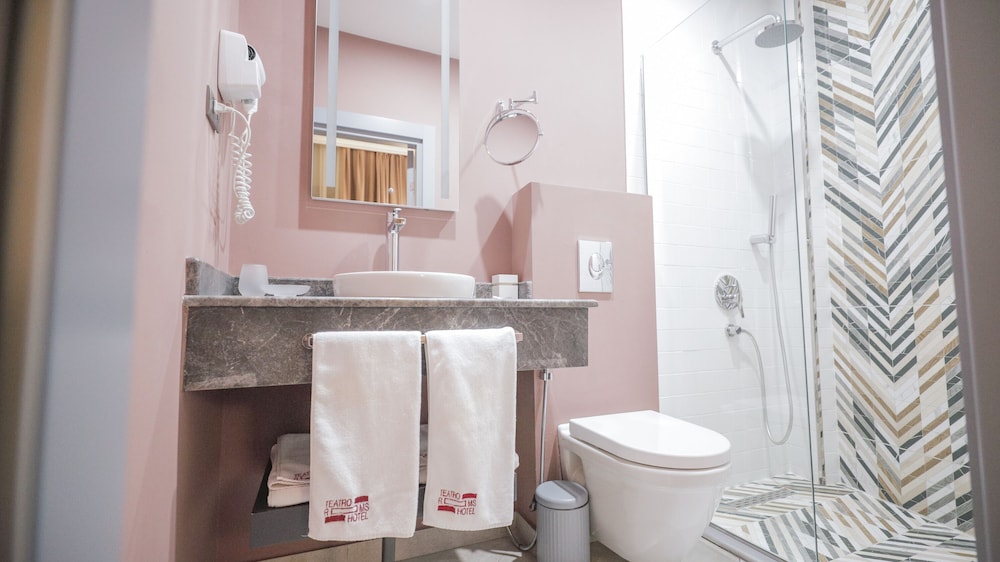 TEATRO ROOMS HOTEL 50/50
