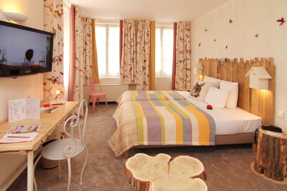 Hotel Beaucour 33/83