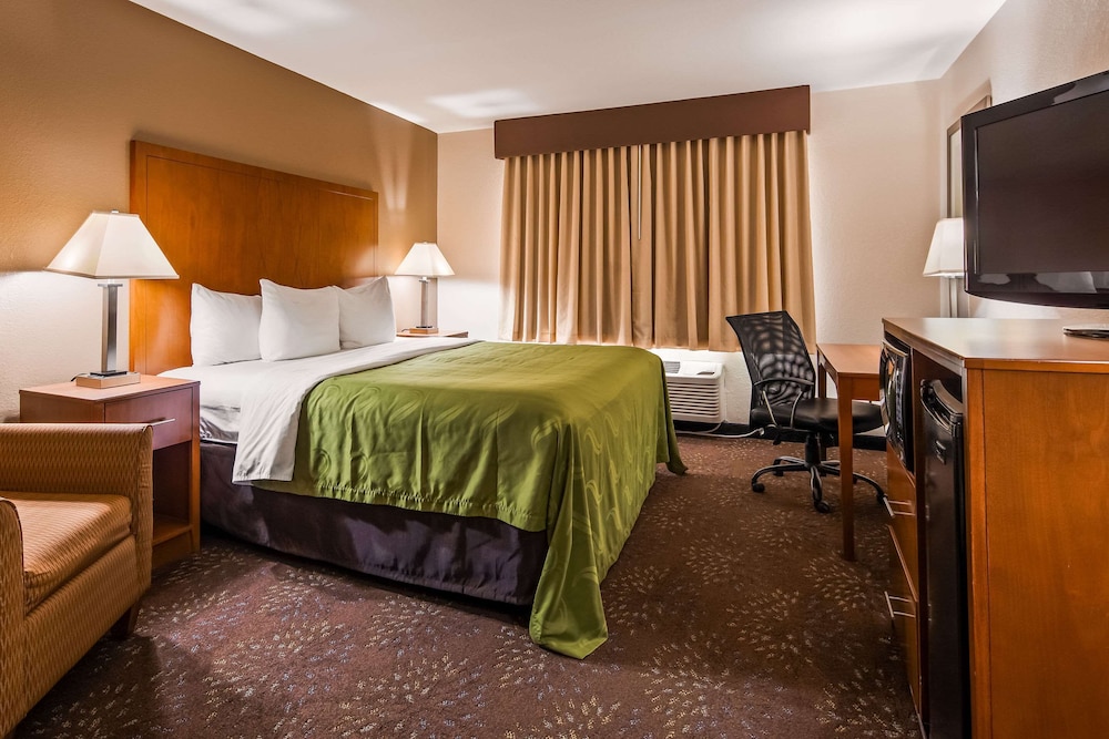 Quality Inn Tomah 8/18