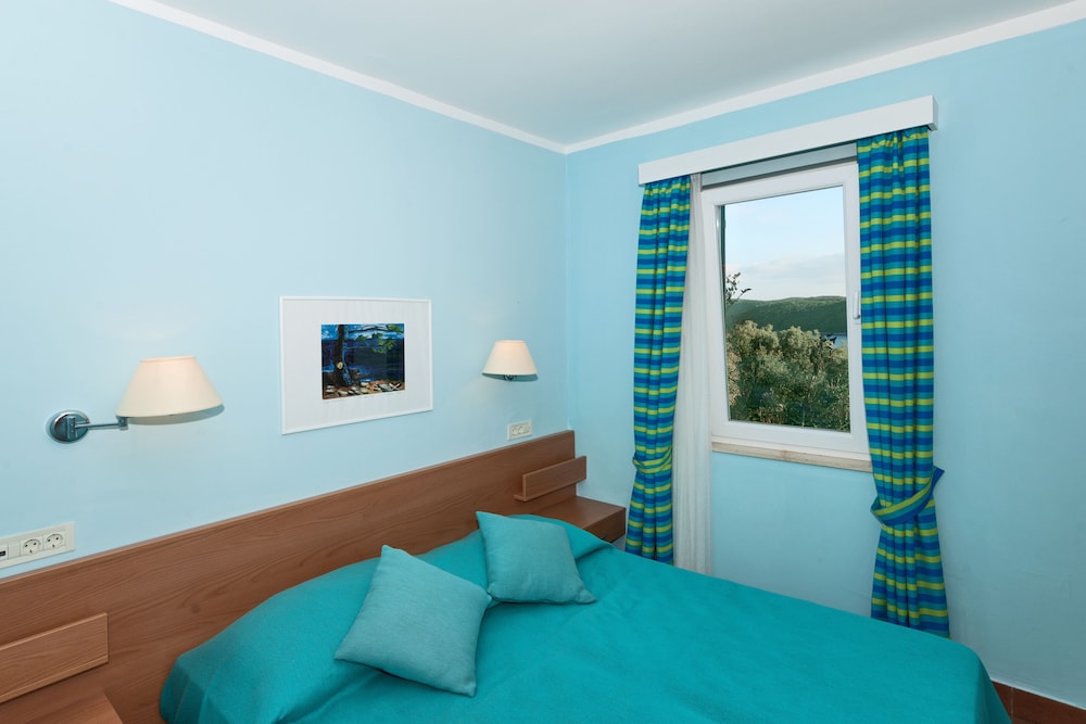 Naturist Park Koversada Apartments 27/50
