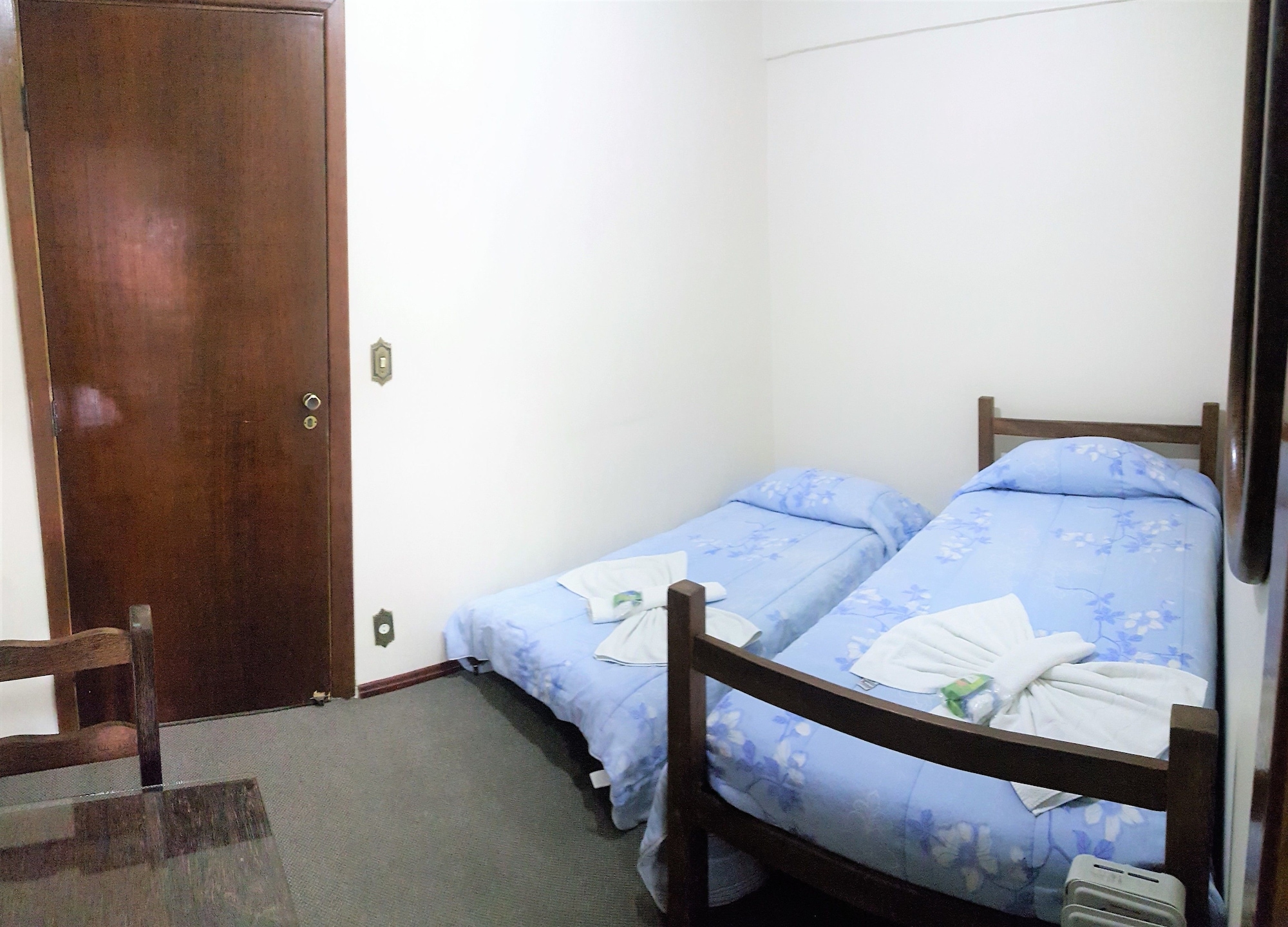 FAMILY, QUADRUPLE, MULTIPLE BEDS