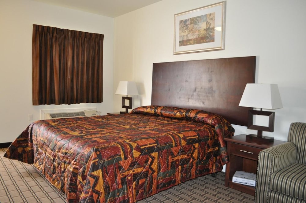 Baymont by Wyndham Ridgecrest 20/49