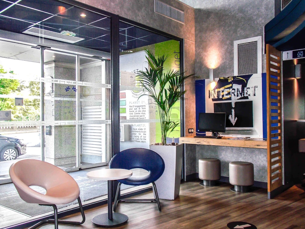 Ibis Budget Paris Porte D Orleans 62/70