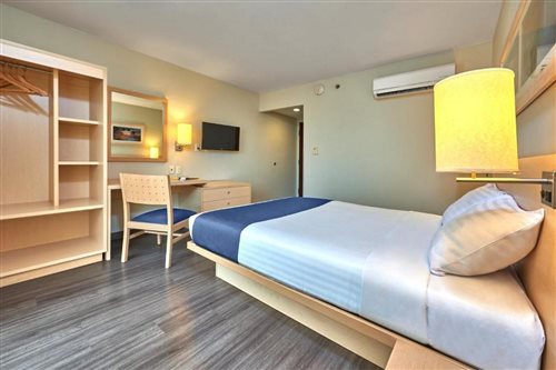 Room, Double Bed