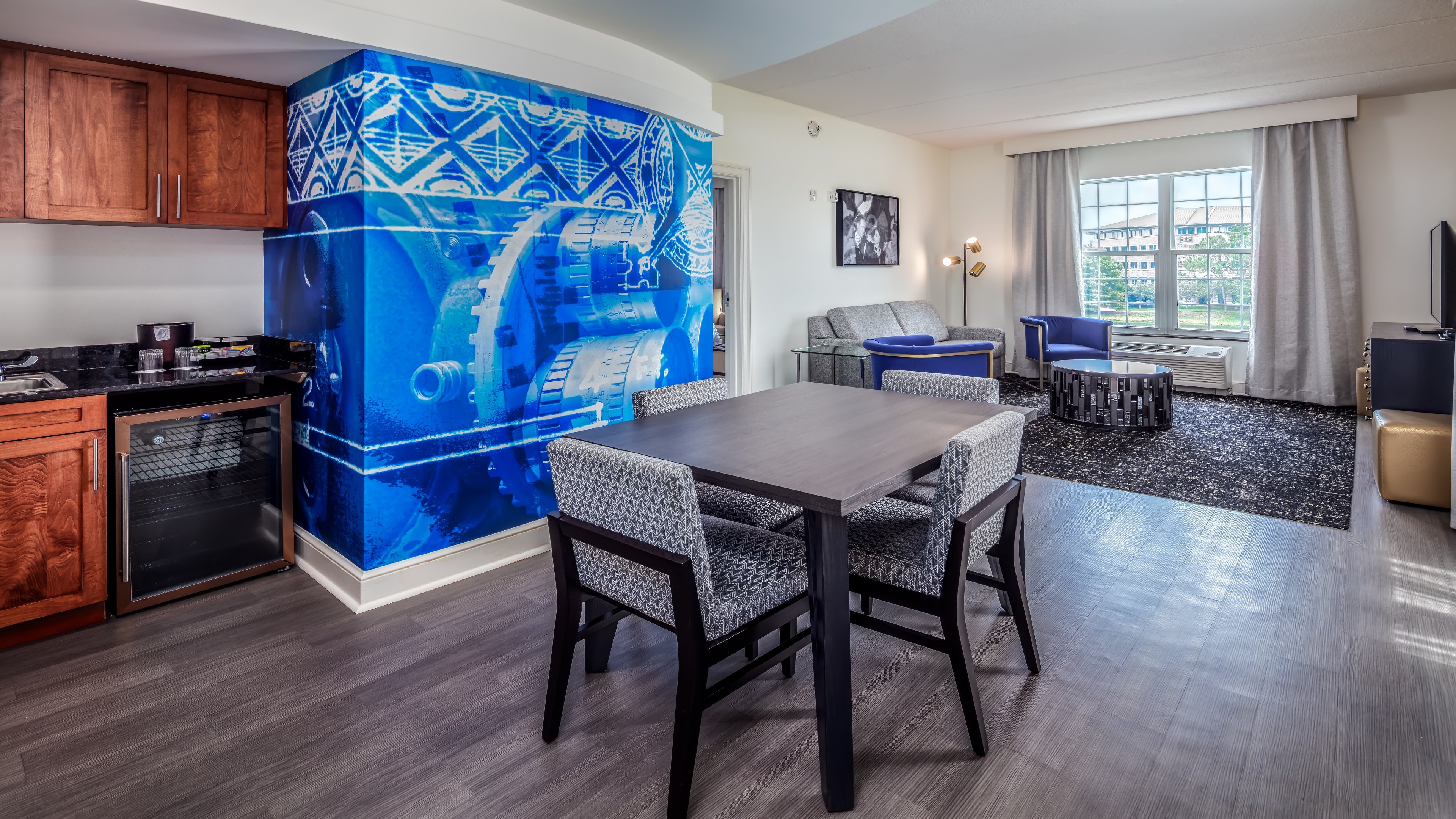 Hotel Indigo Jacksonville Deerwood Park 45/77