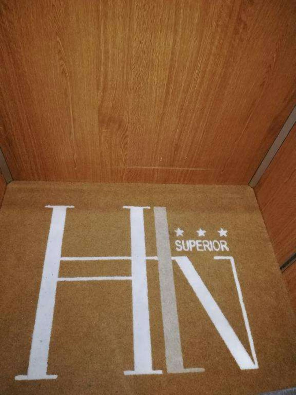 Hotel Leopardi 32/50