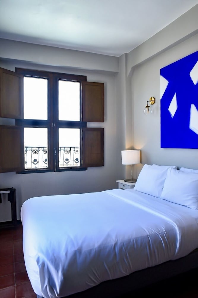 El Colonial - Adults Only 13/50