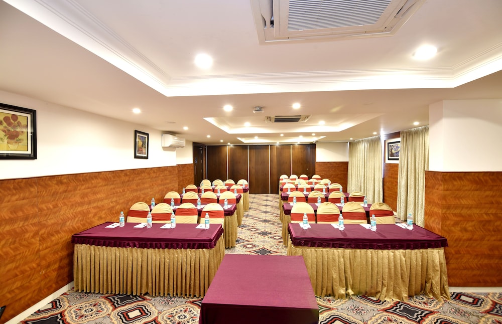 I V Sanctum Hotel 42/49