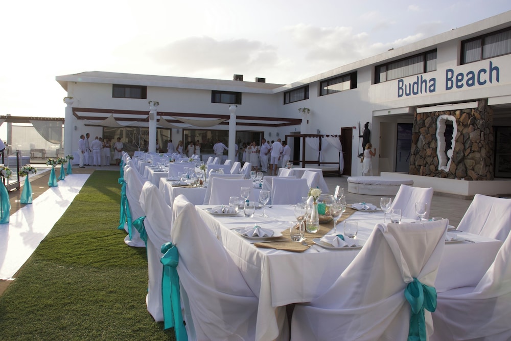Hotel LIVVO Budha Beach 57/70