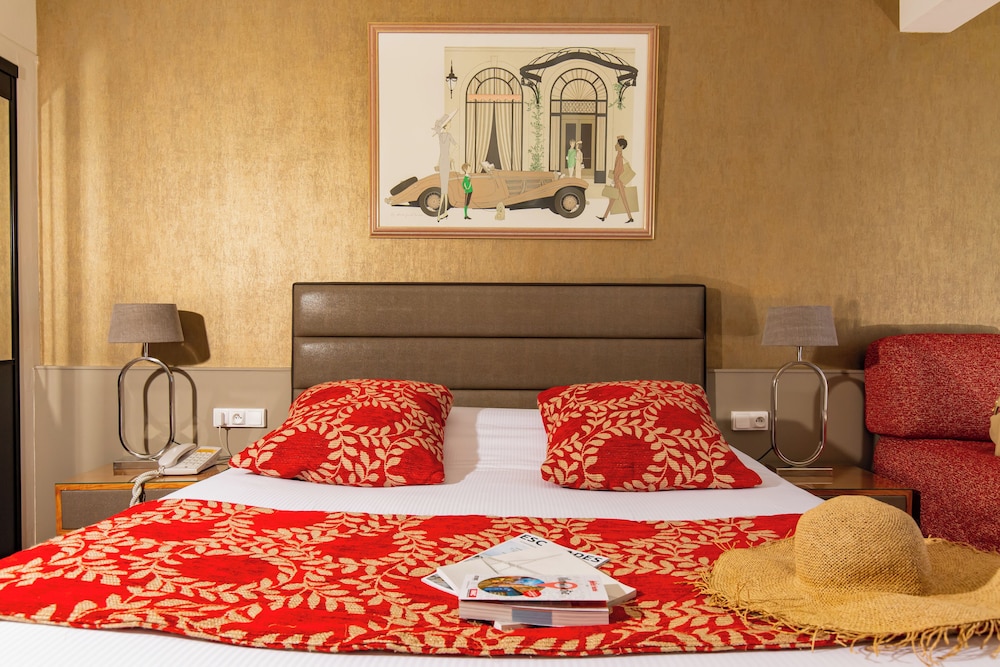 Hotel Aguado 42/72